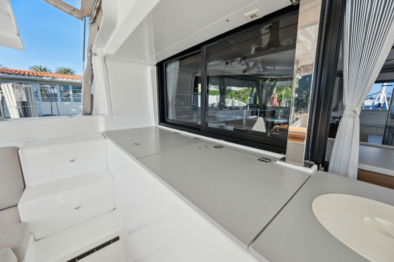 2022-lagoon-46-sail-9622944-20250220133343075-1_XLARGE.jpg