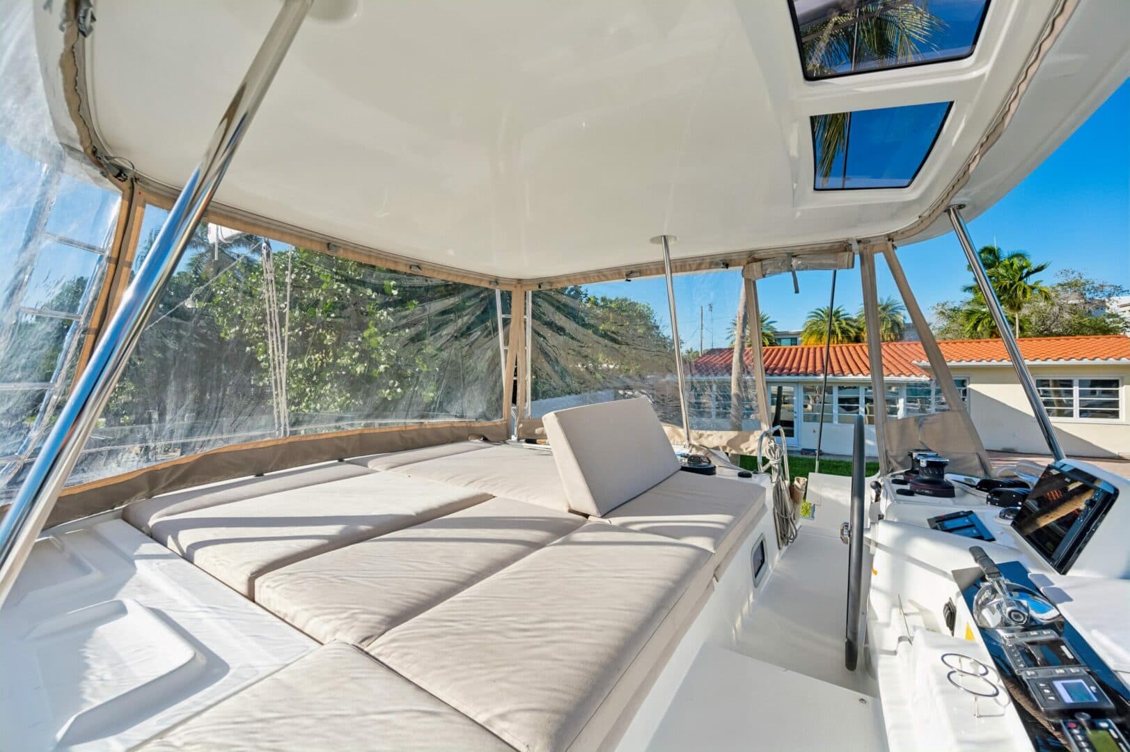 2022-lagoon-46-sail-9622944-20250220133419170-1_XLARGE.jpg