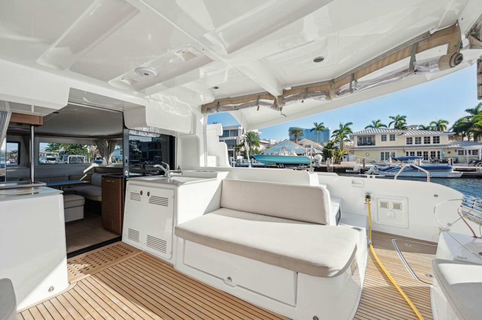 2022-lagoon-46-sail-9622944-20250220133336664-1_XLARGE.jpg