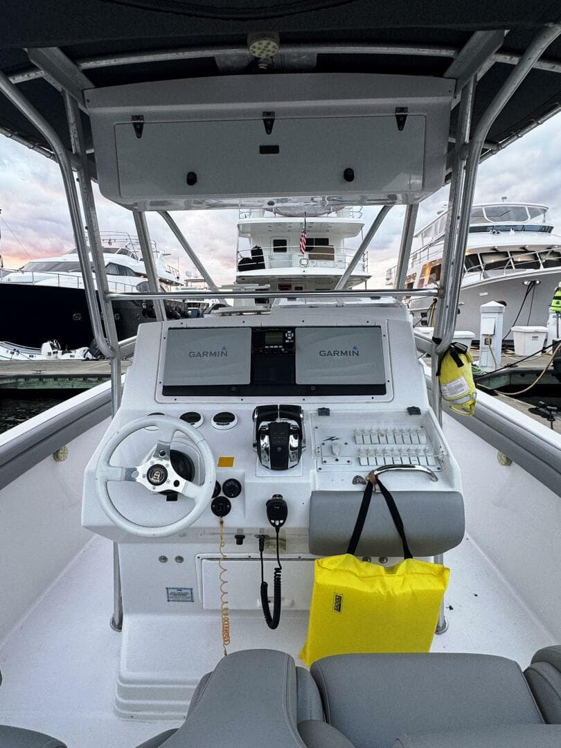 2004 Donzi 35 ZF Cuddy