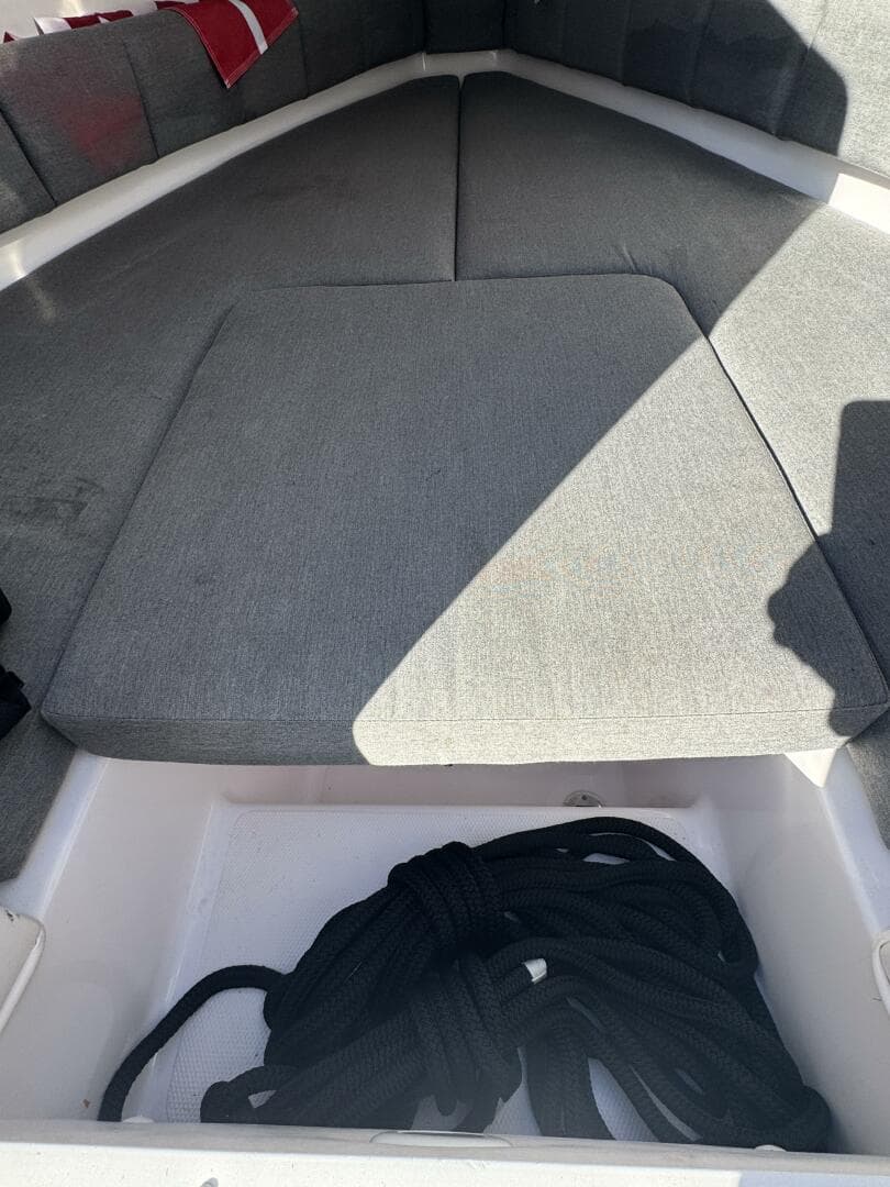 2004 Donzi 35 ZF Cuddy