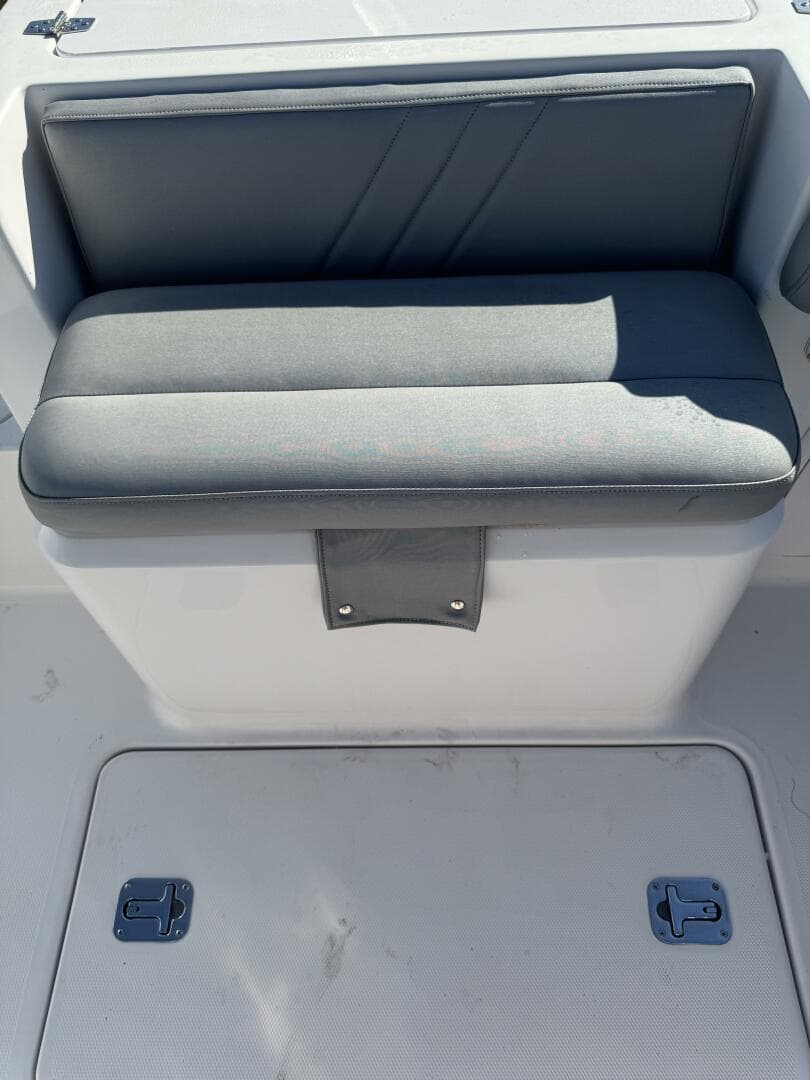 2004 Donzi 35 ZF Cuddy