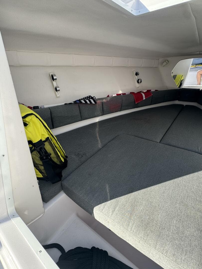 2004 Donzi 35 ZF Cuddy