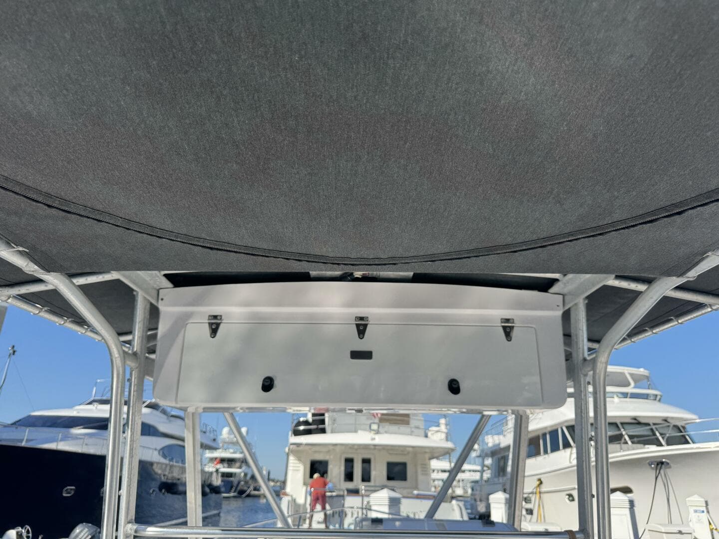 2004 Donzi 35 ZF Cuddy