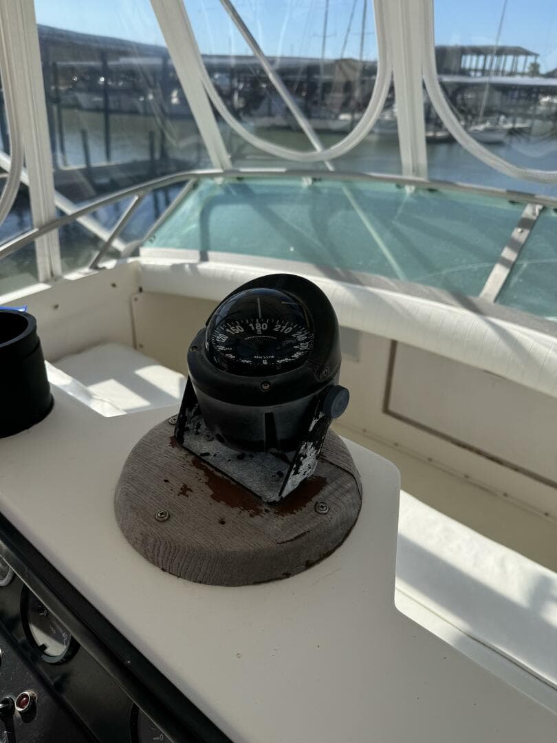 1983 Bertram 385 Convertible Cast Off II