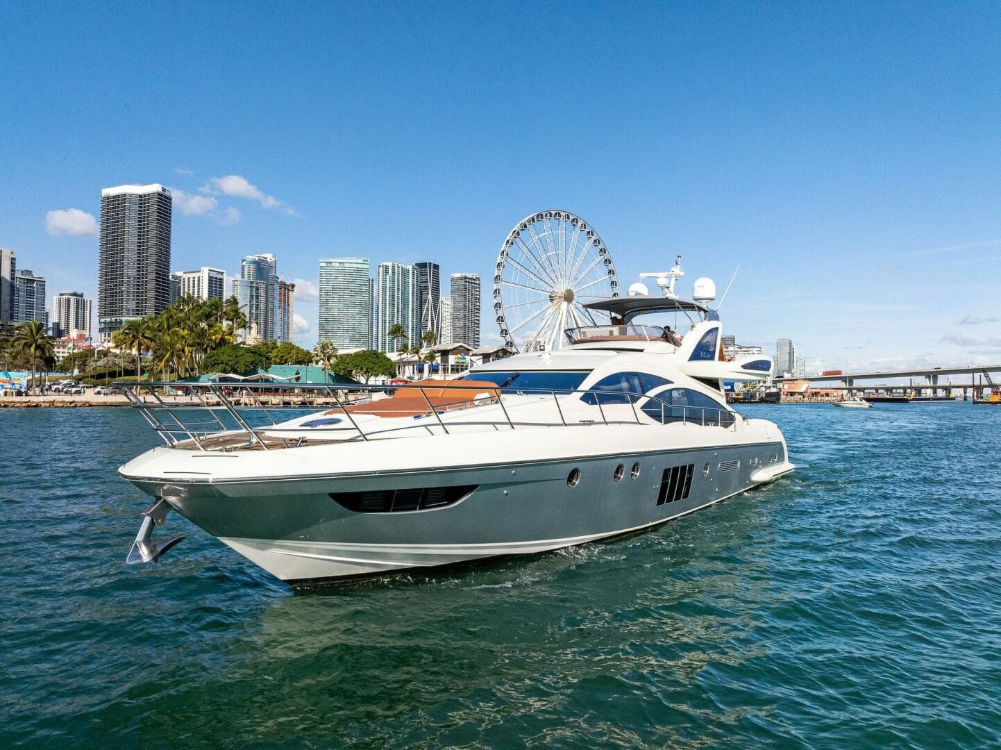2014 Azimut 72S