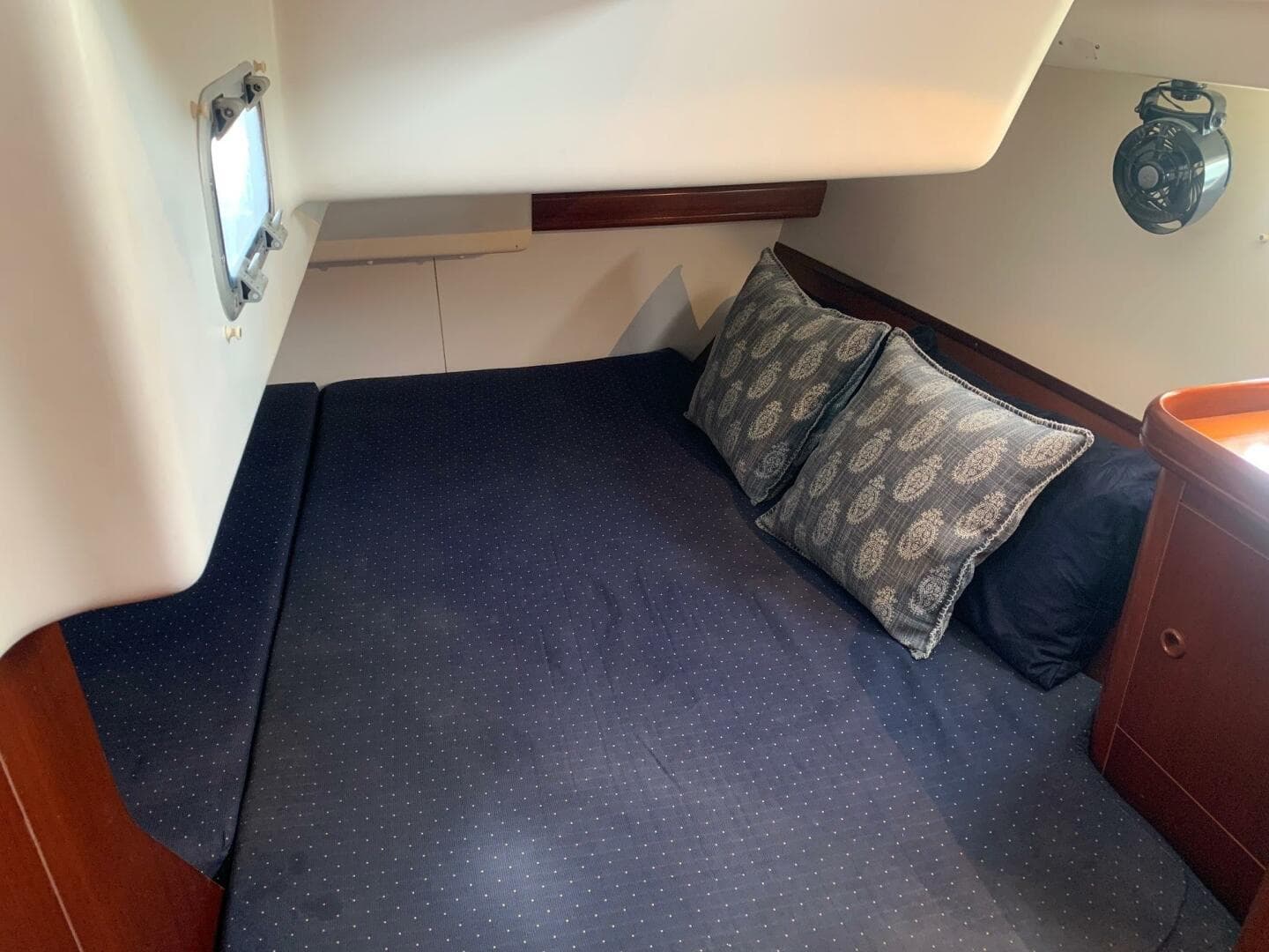 2003 Beneteau Oceanis 473