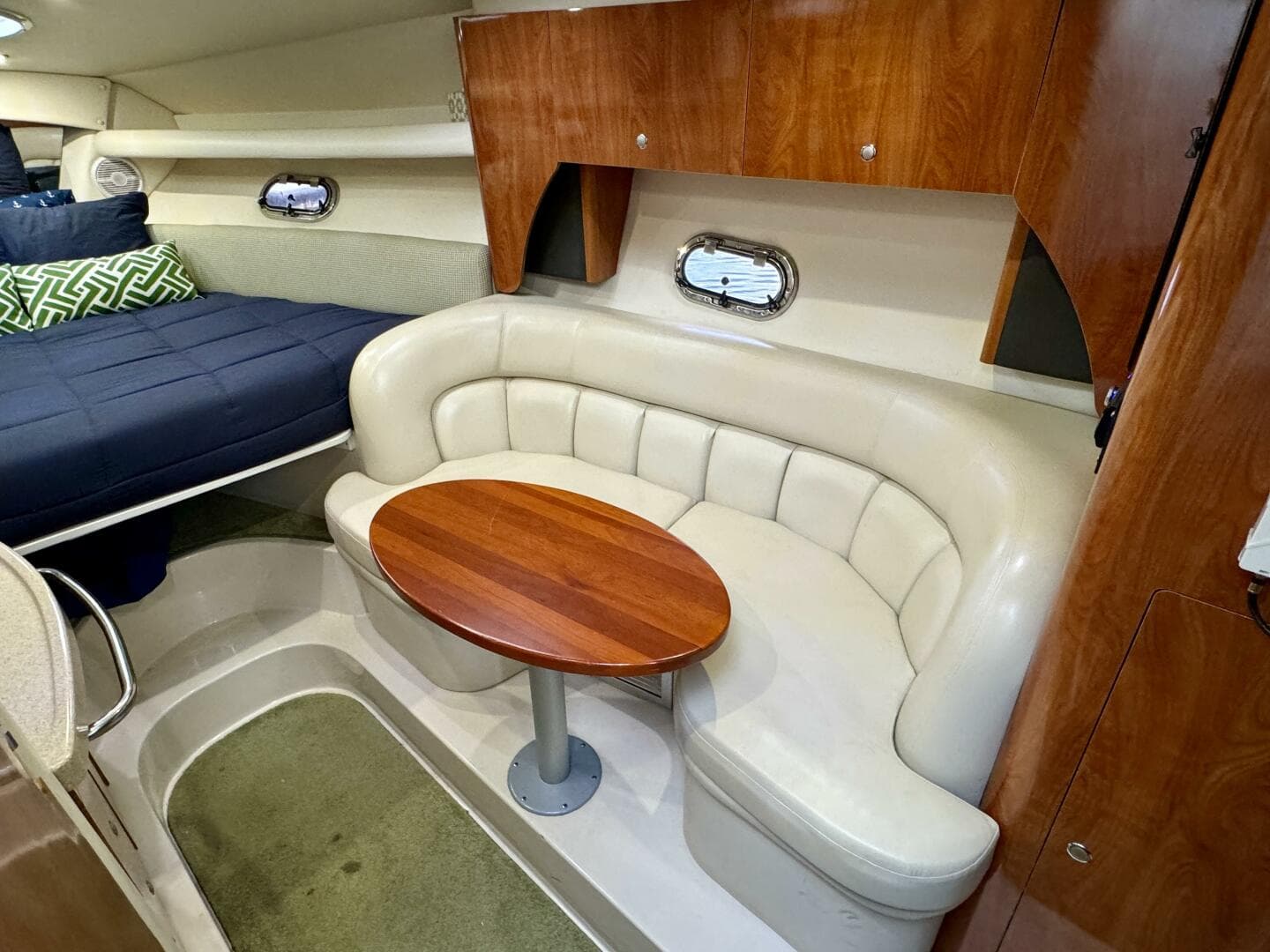 2004 Four Winns Vista 288