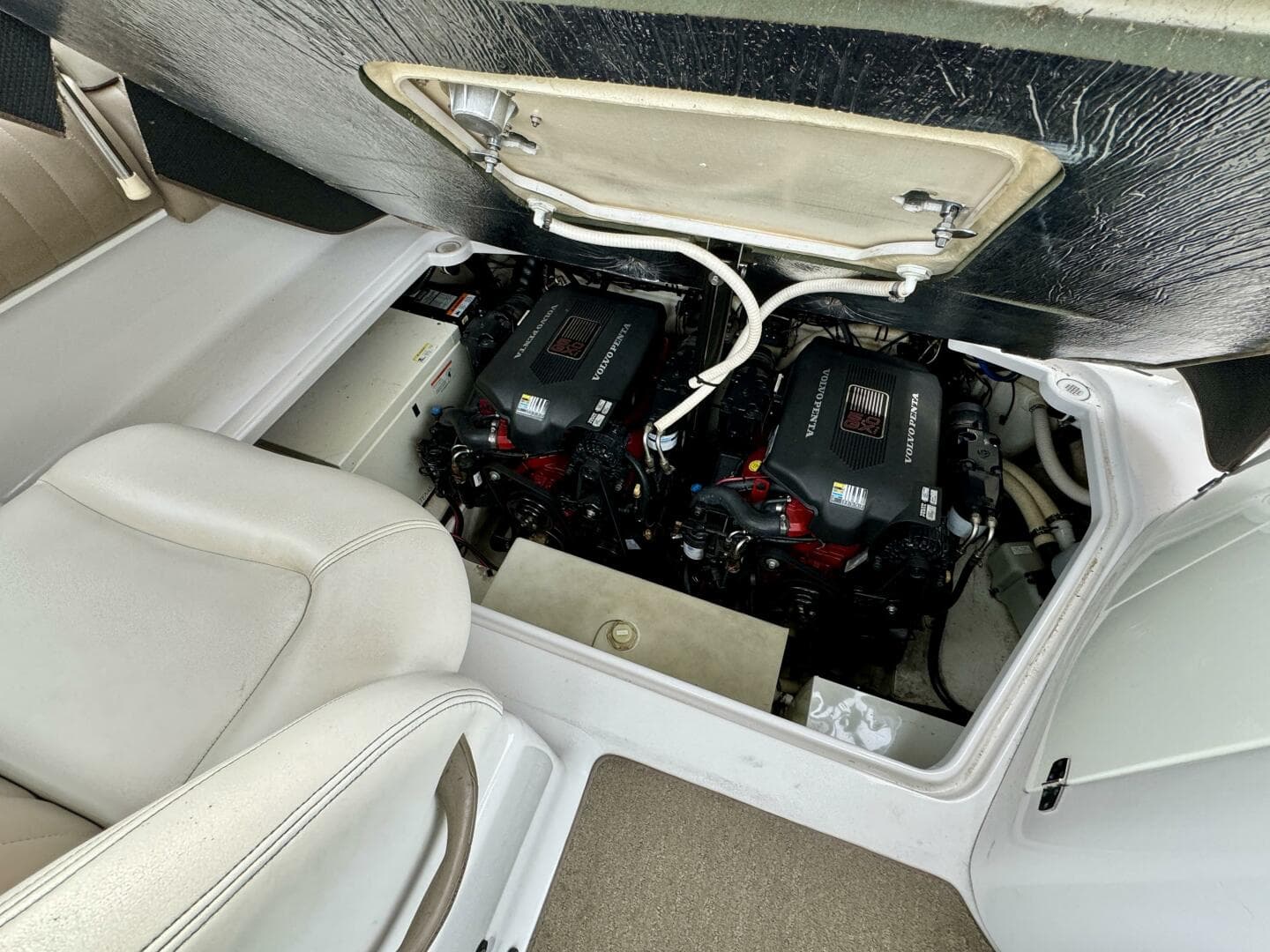 2004 Four Winns Vista 288