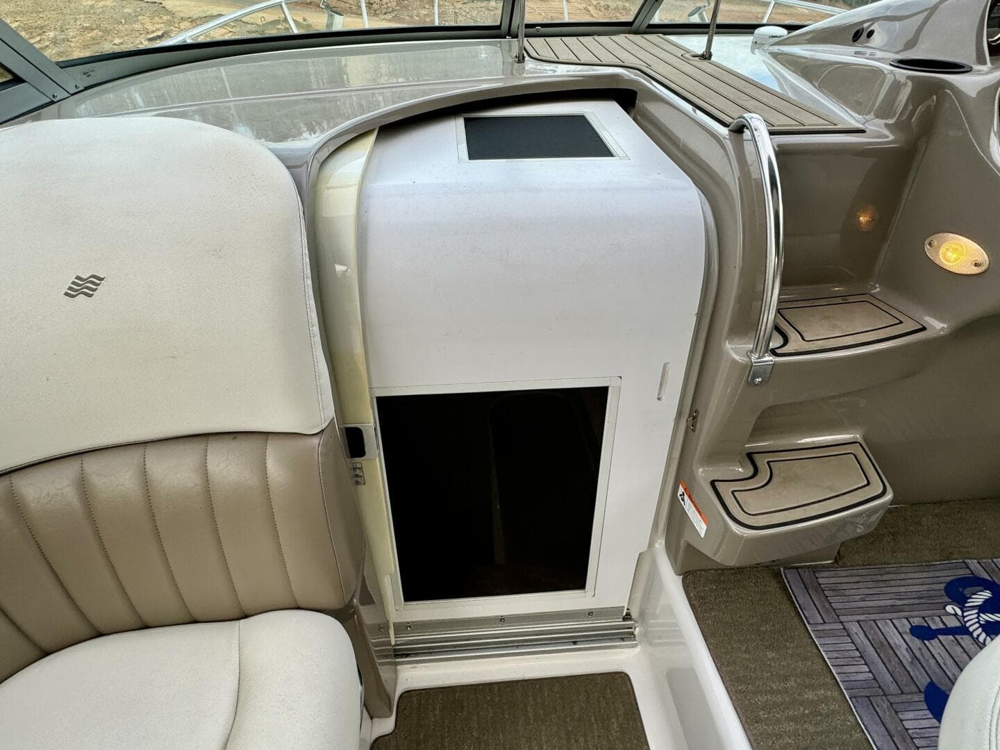 2004 Four Winns Vista 288