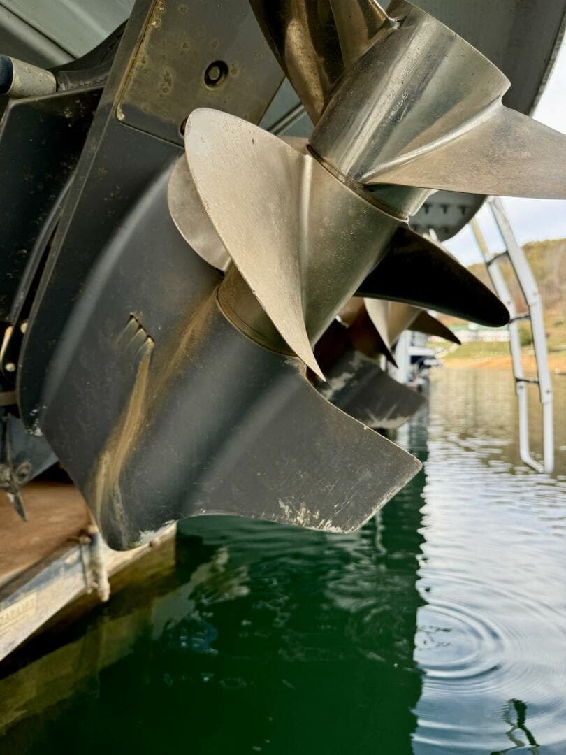 2004 Four Winns Vista 288