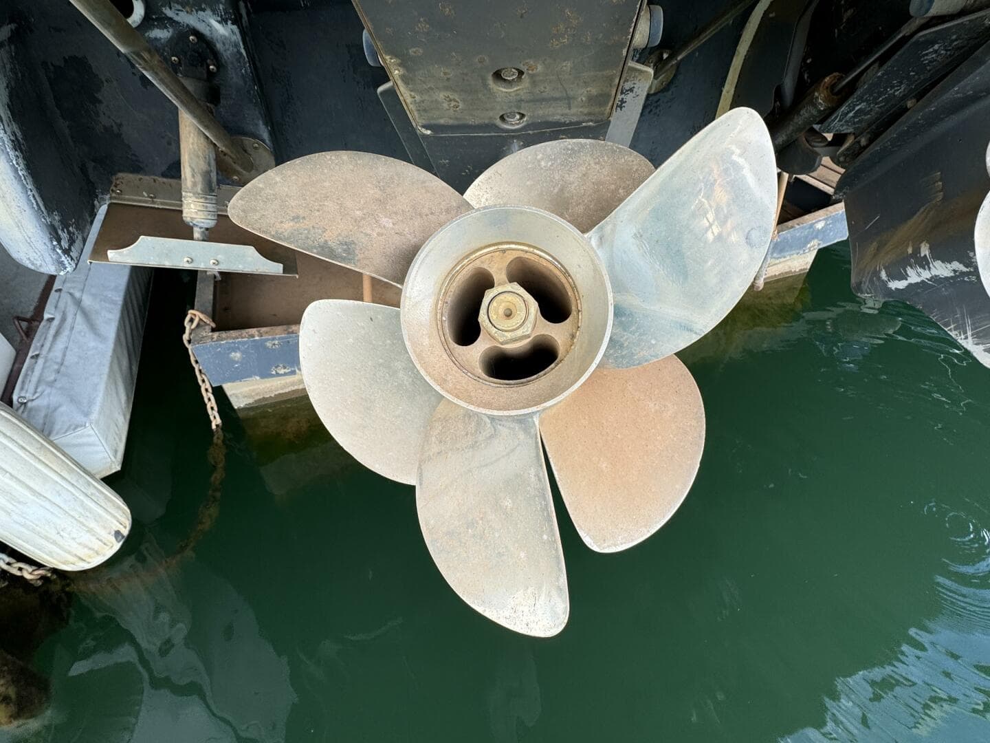 2004 Four Winns Vista 288