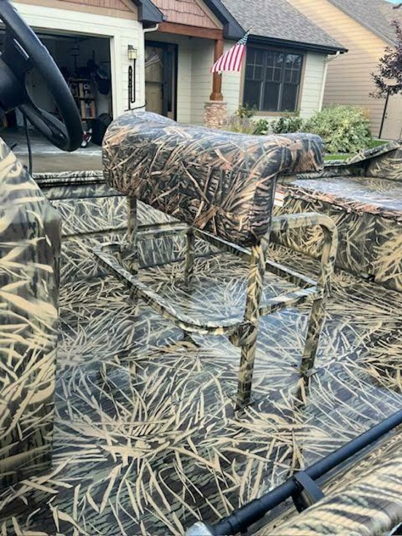 2023 Lowe Roughneck 1860