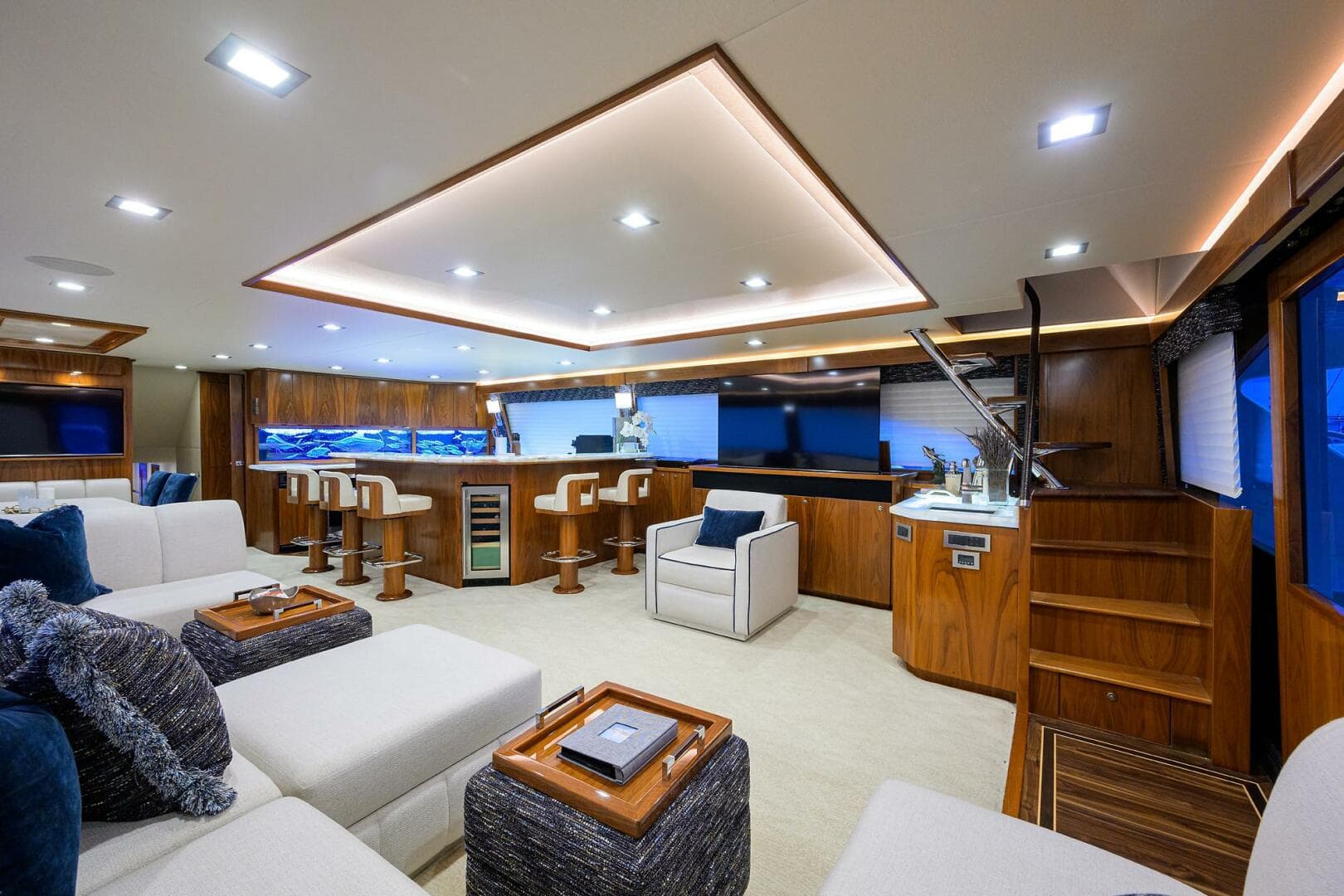 Viking 92 CHINA TIME - Salon