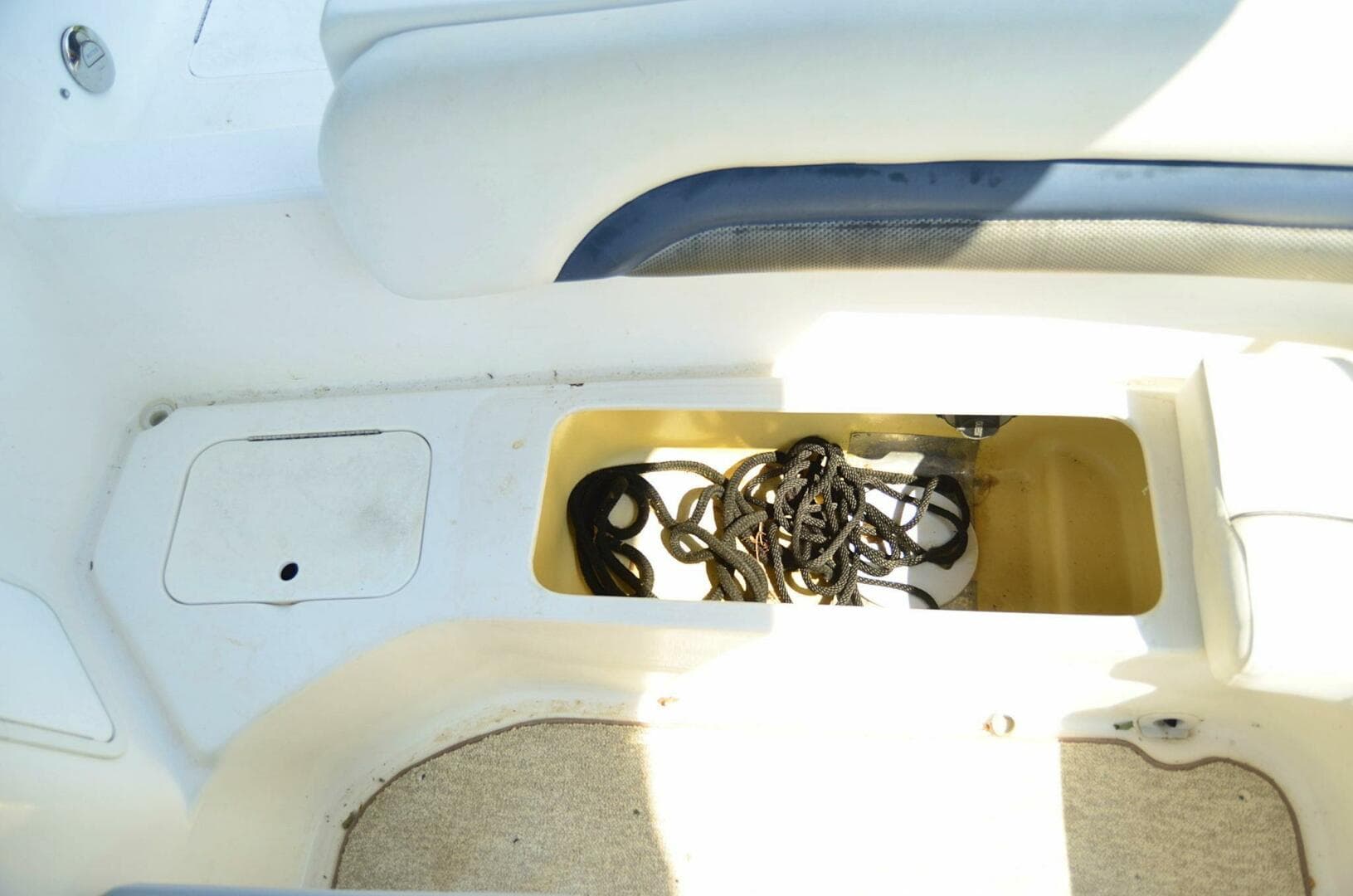 2011 Hurricane SunDeck 217 OB