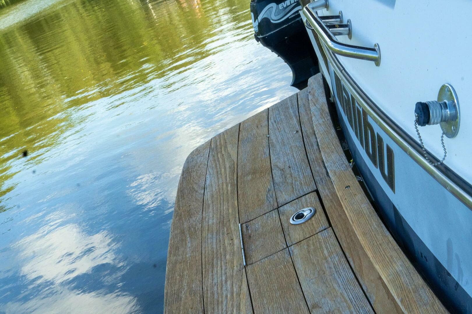 2003 Malibu Wakesetter 23 XTi