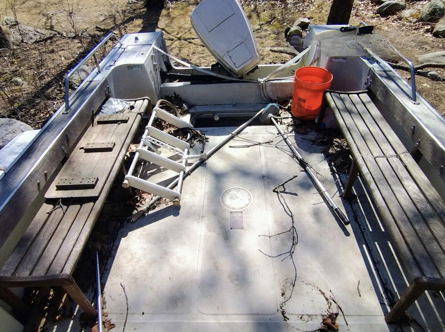 1983 Boston Whaler Revenge