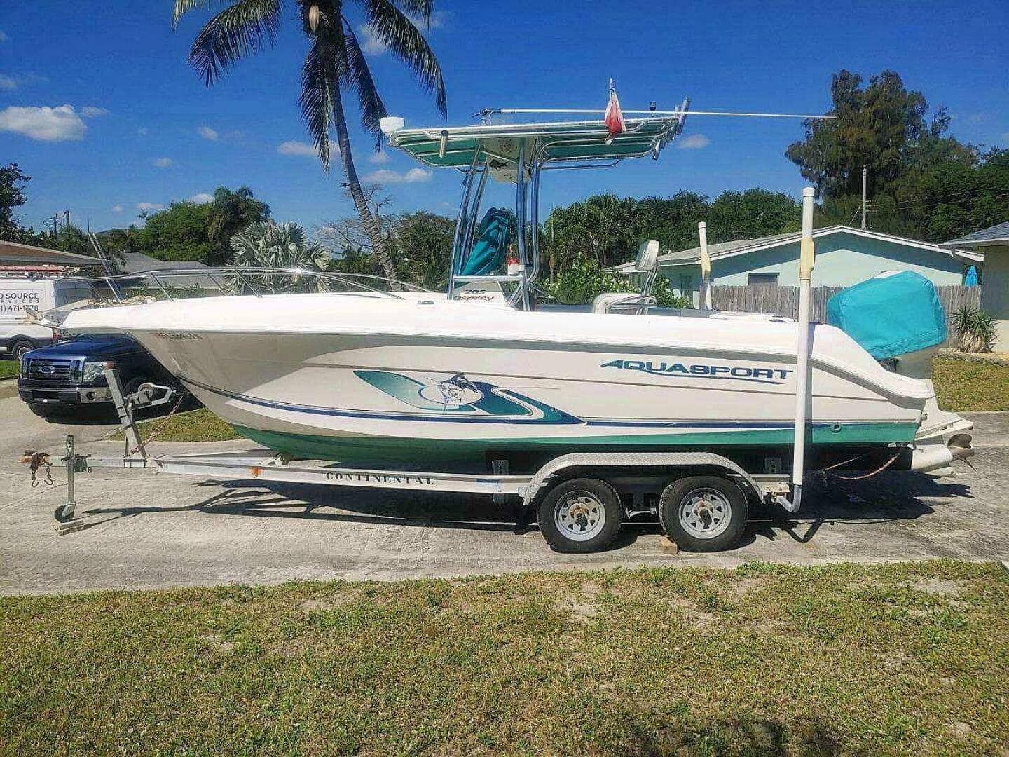 2001 Aquasport 219 CC