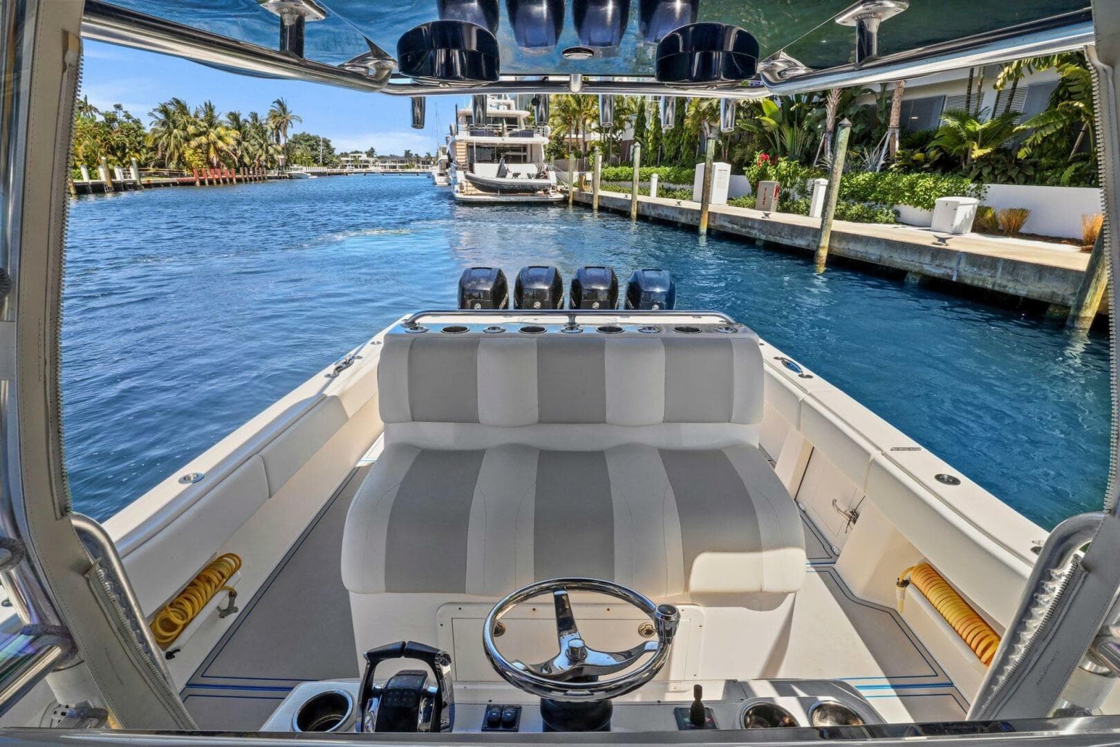2013 Invincible 42 Open