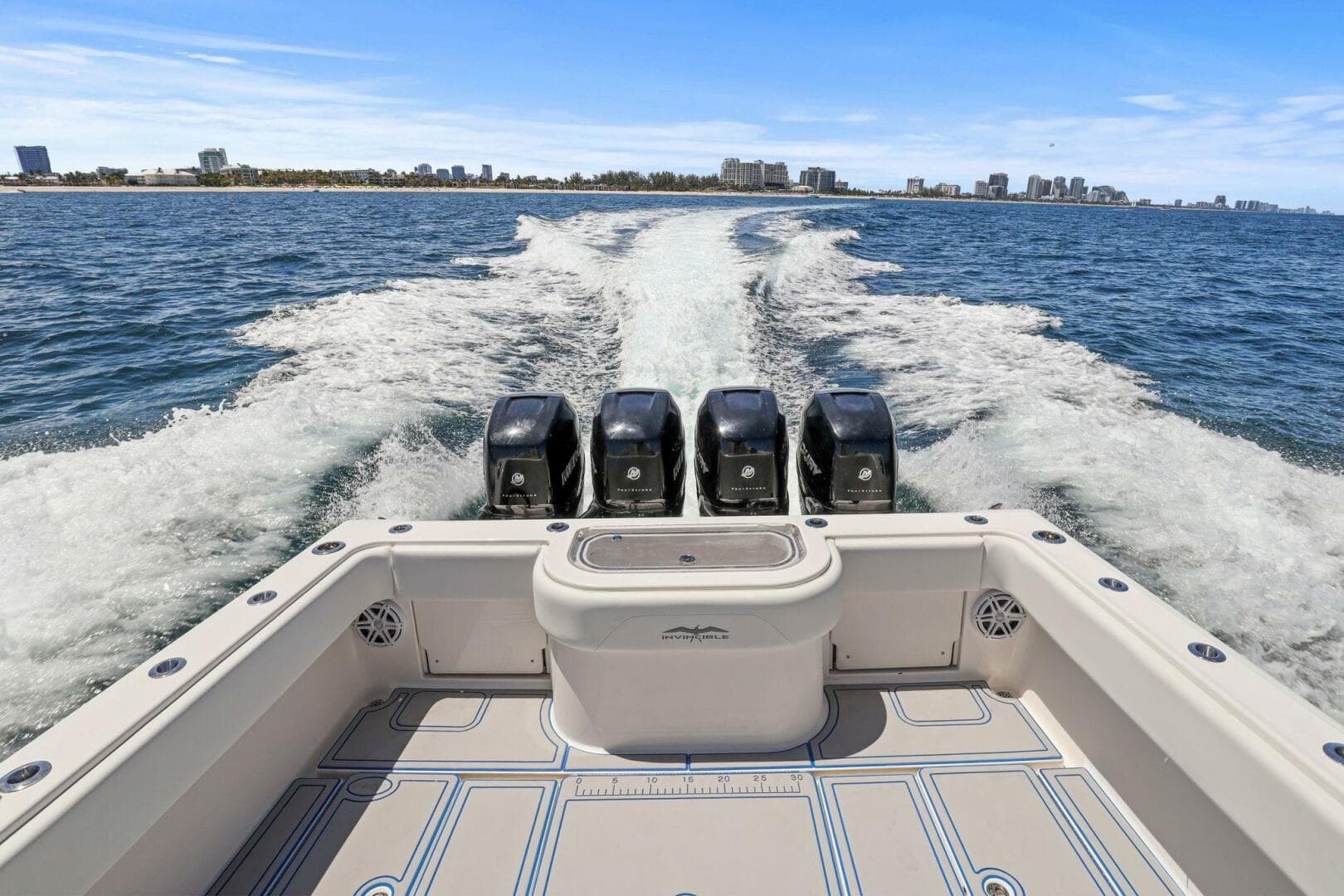 2013 Invincible 42 Open