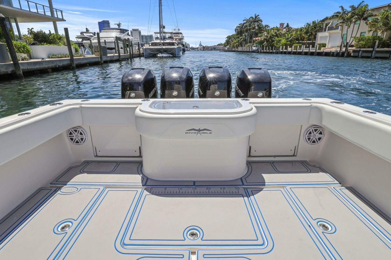 2013 Invincible 42 Open