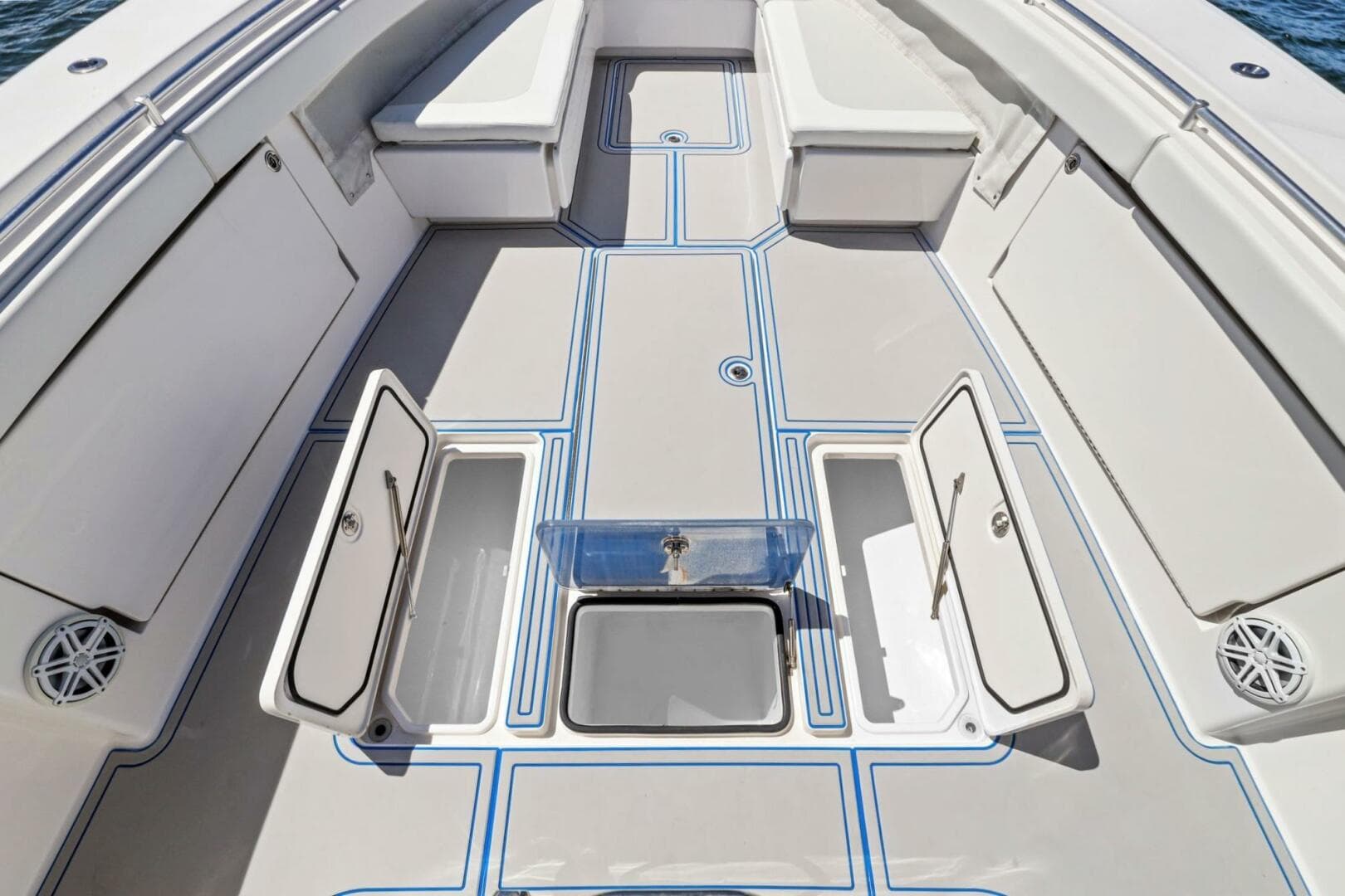 2013 Invincible 42 Open