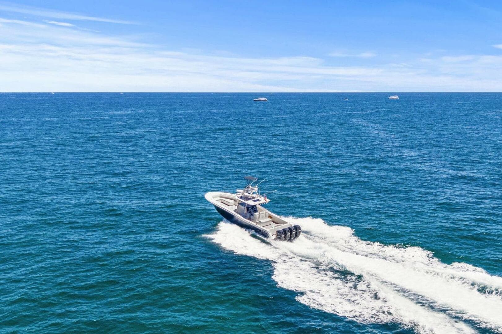 2013 Invincible 42 Open