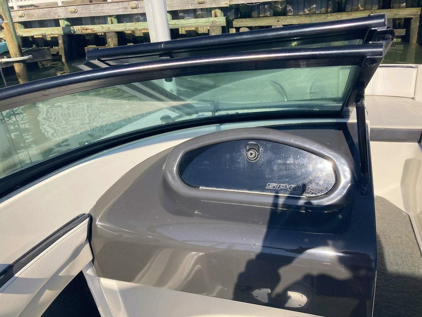 2012 Sea Ray 190 Sport