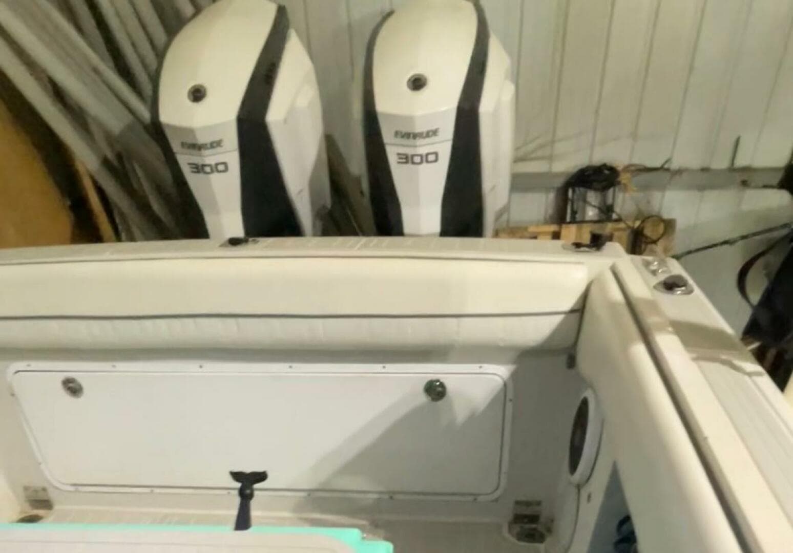 1990 Wellcraft Scarab 30 Cuddy