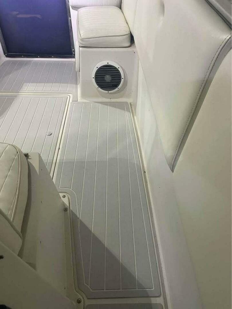 1990 Wellcraft 302 Scarab