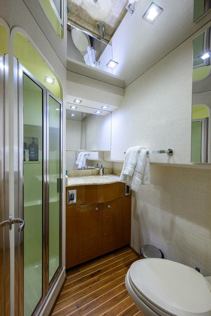 2004 Viking 65 Enclosed Bridge w/Tower