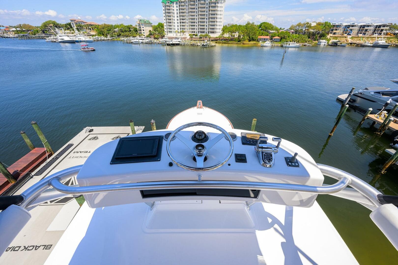 2004 Viking 65 Enclosed Bridge w/Tower