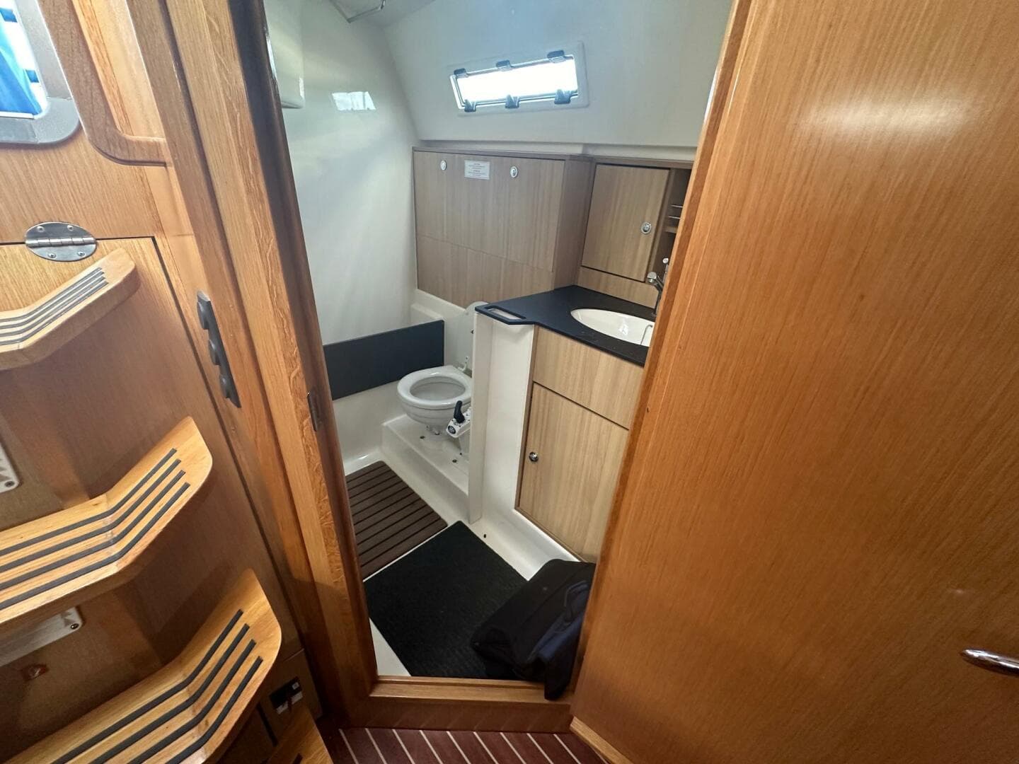 2011 Bavaria 36 Cruiser