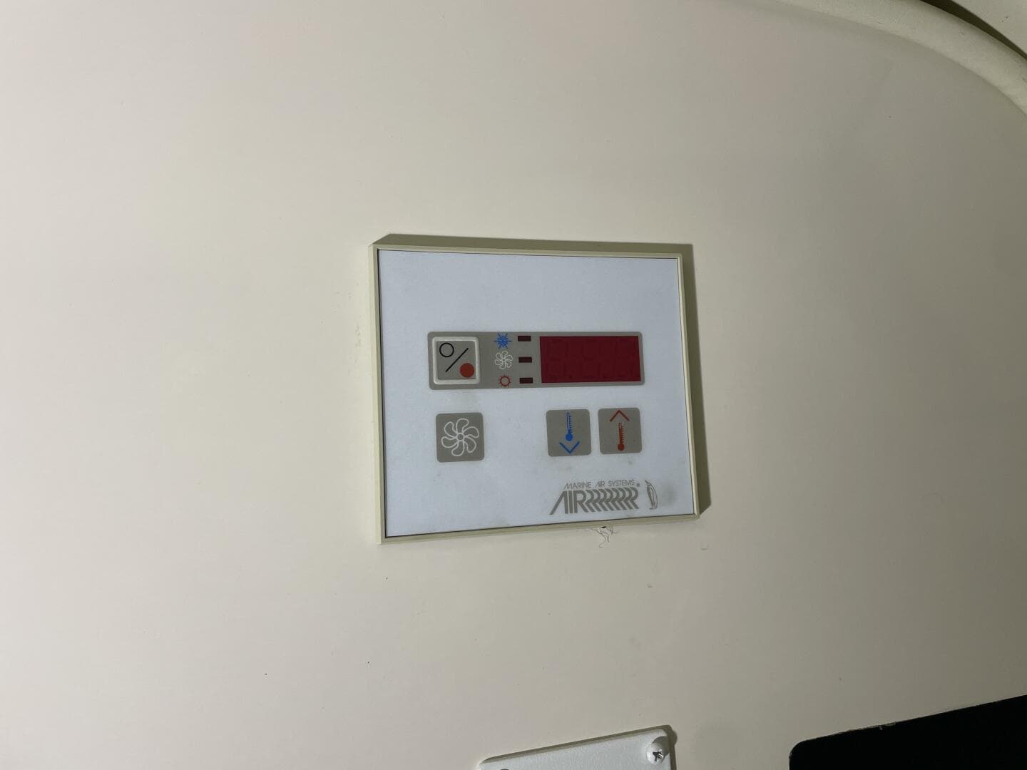 2005 Monterey 322 Cruiser