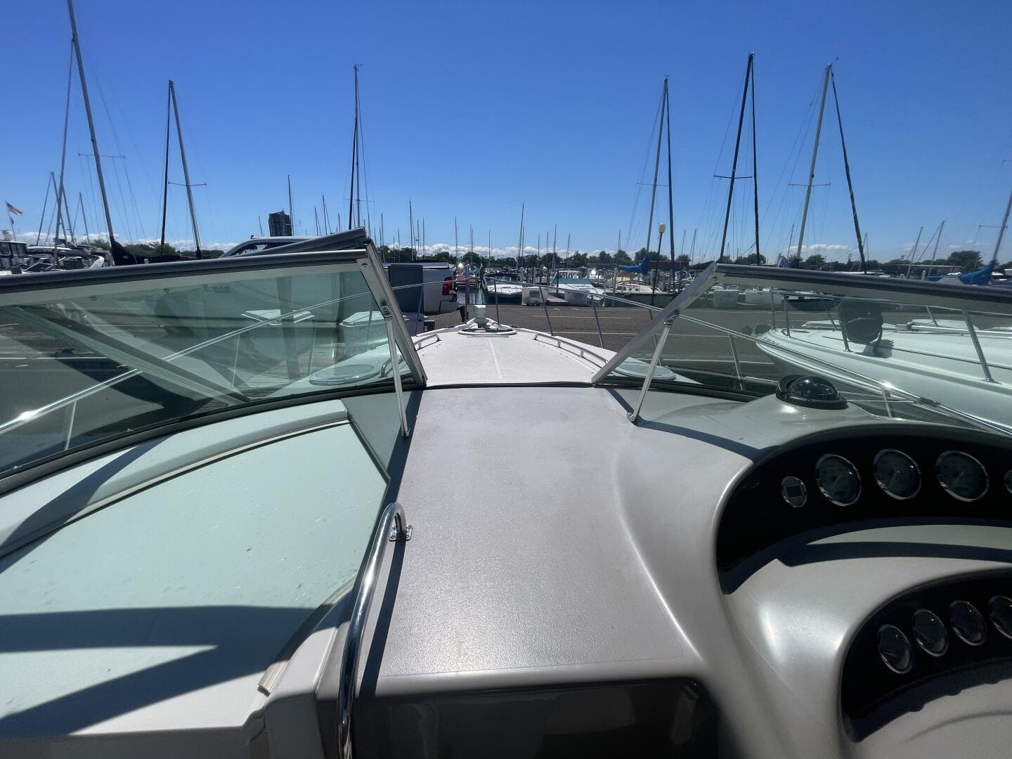 2005 Monterey 322 Cruiser