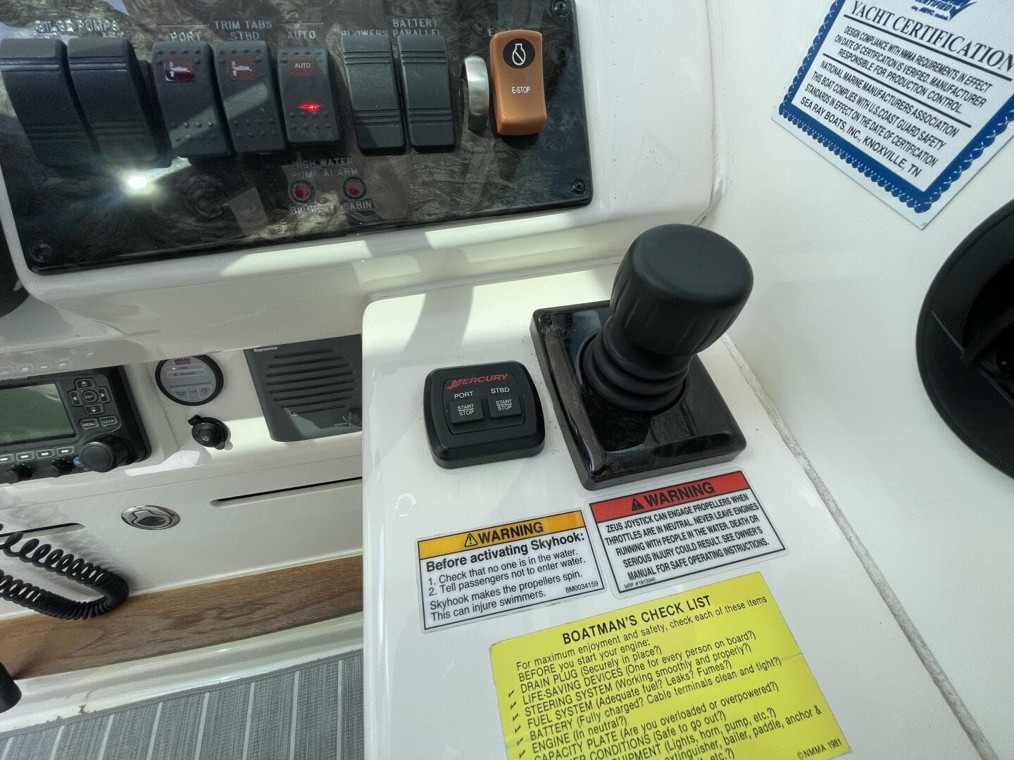 2010 Sea Ray 450 Sundancer