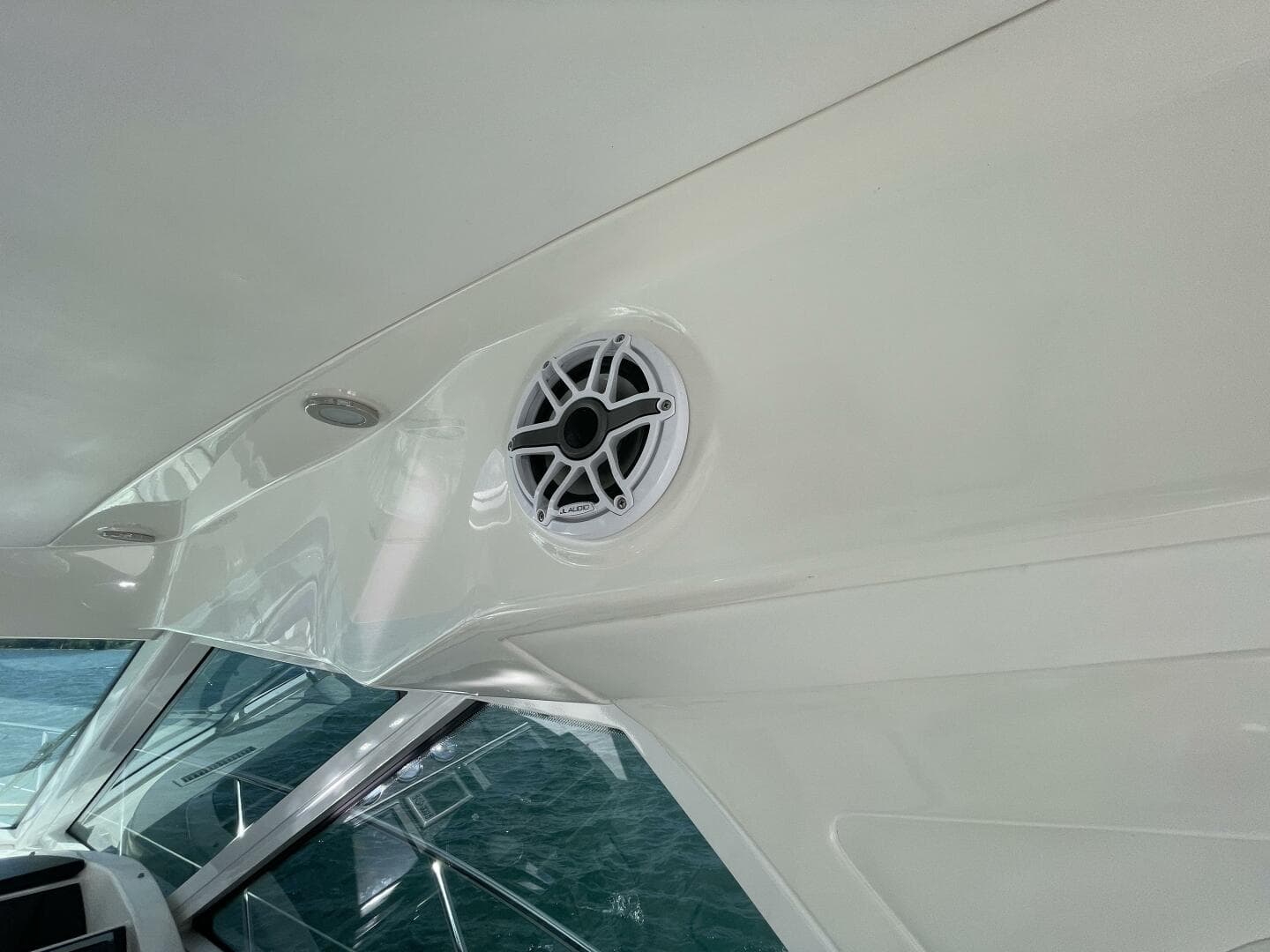 2010 Sea Ray 450 Sundancer