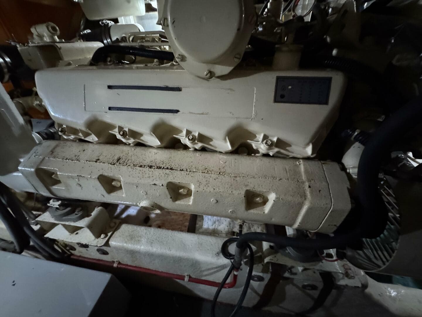 82 1991 Ocean Alexander 456 Knot Yet Engine Room 2