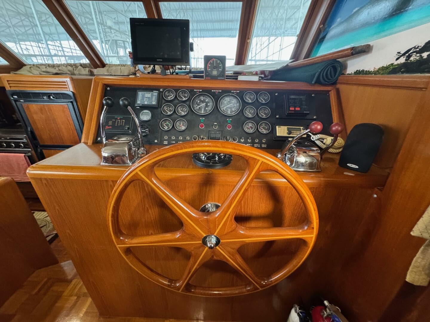 29 1991 Ocean Alexander 456 Knot Yet Lower Helm