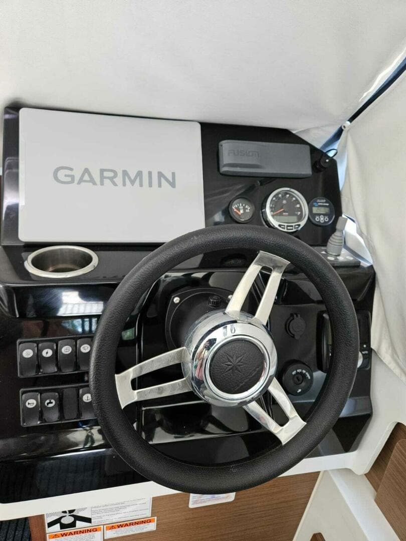 2023 Jeanneau NC795 S2