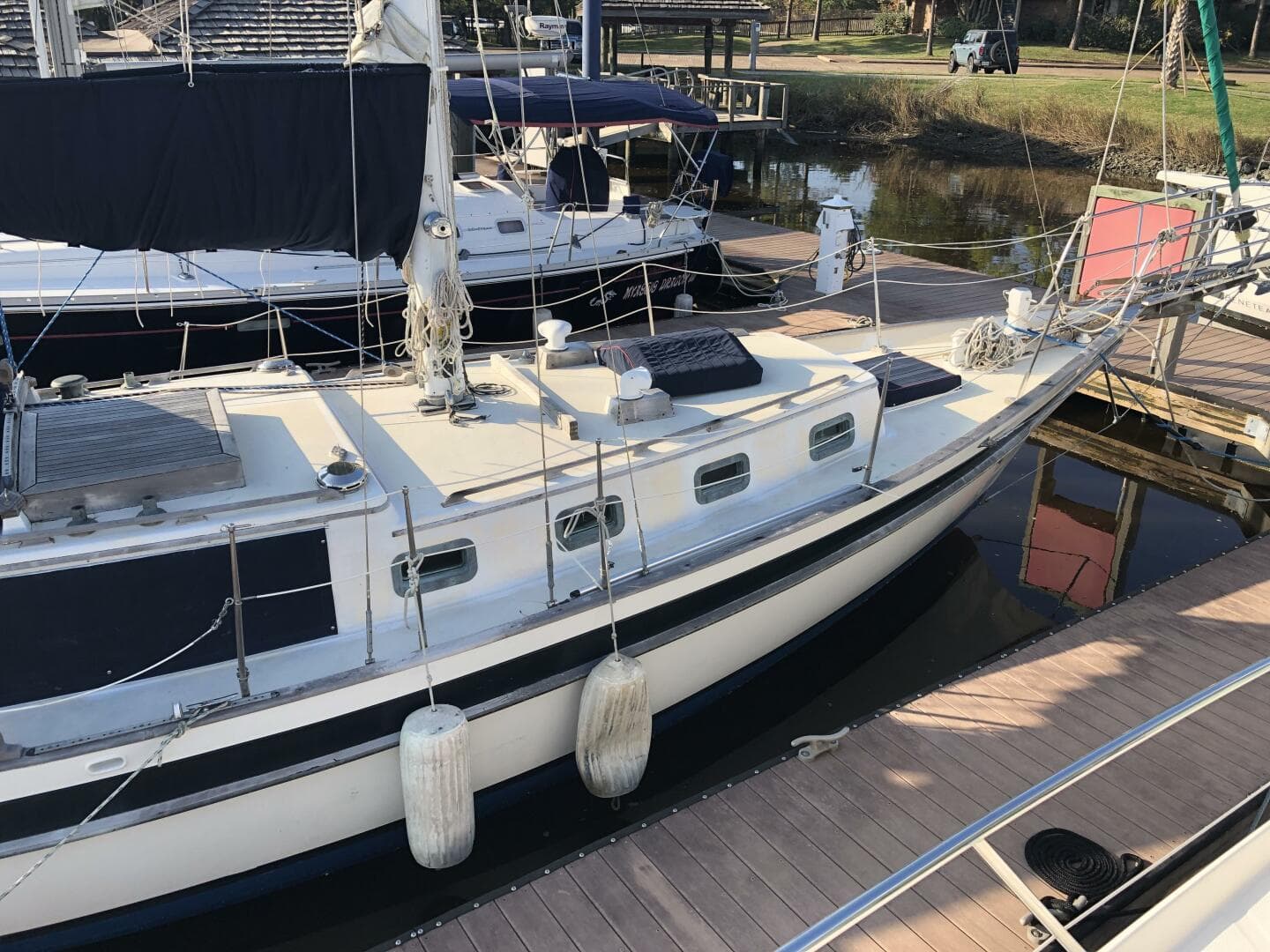 1987 Tayana Mariner 36