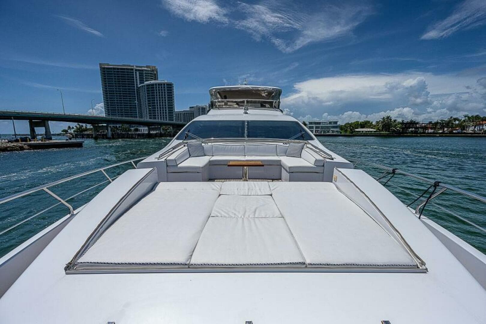 2011 Azimut 82
