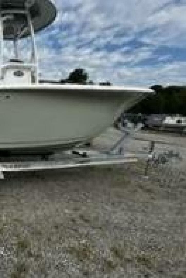 2022 Sea Pro 219 Center Console