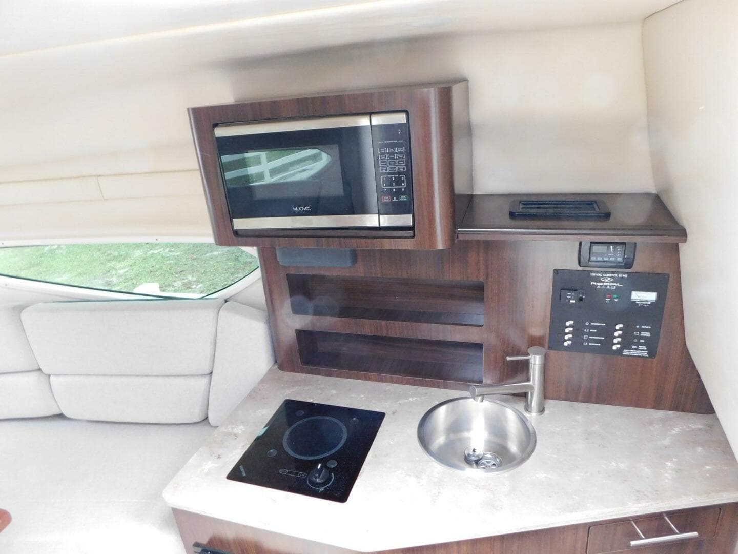 2018 Regal 26 Express