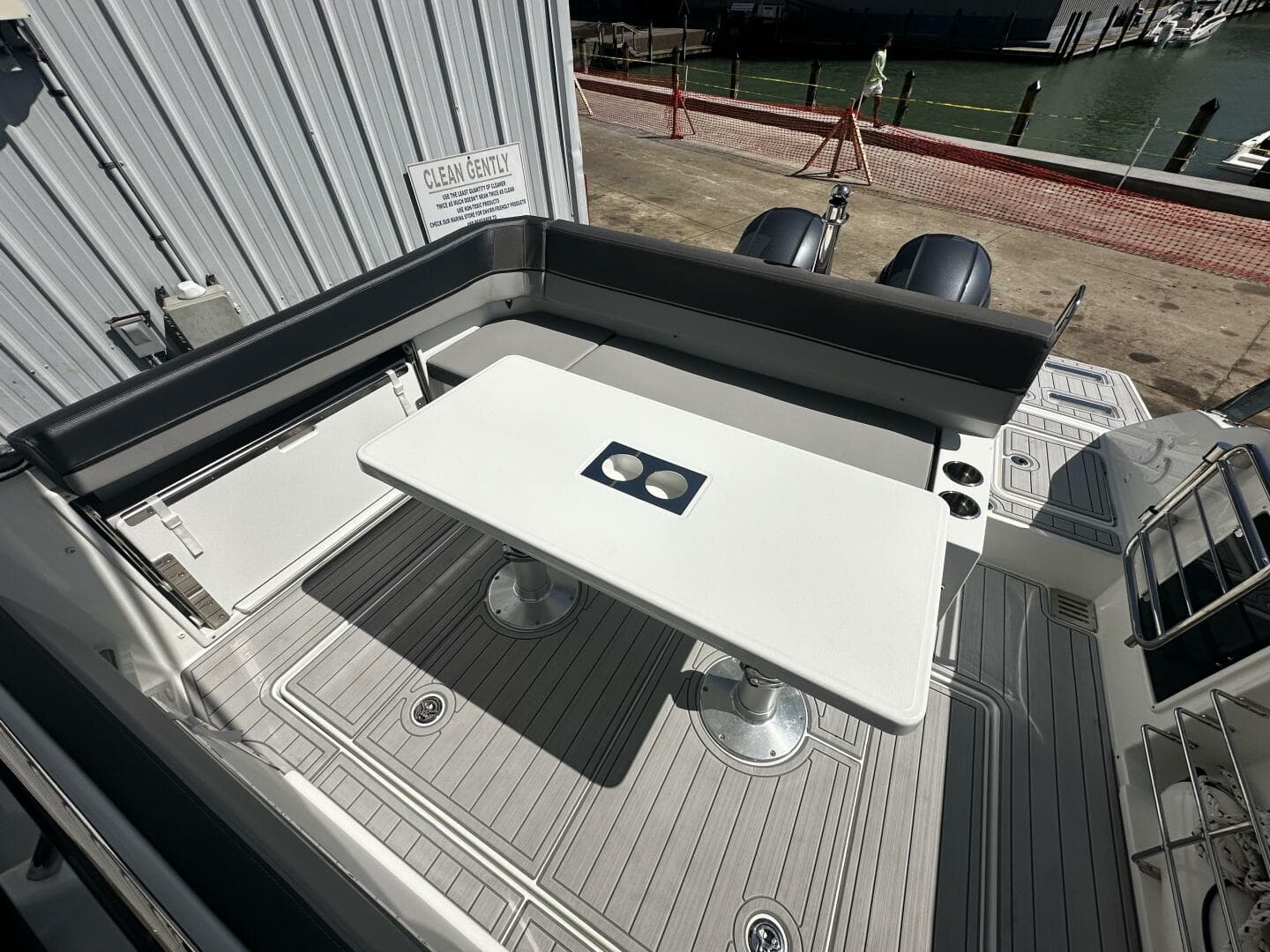 2024 Jeanneau 9.0 Leader