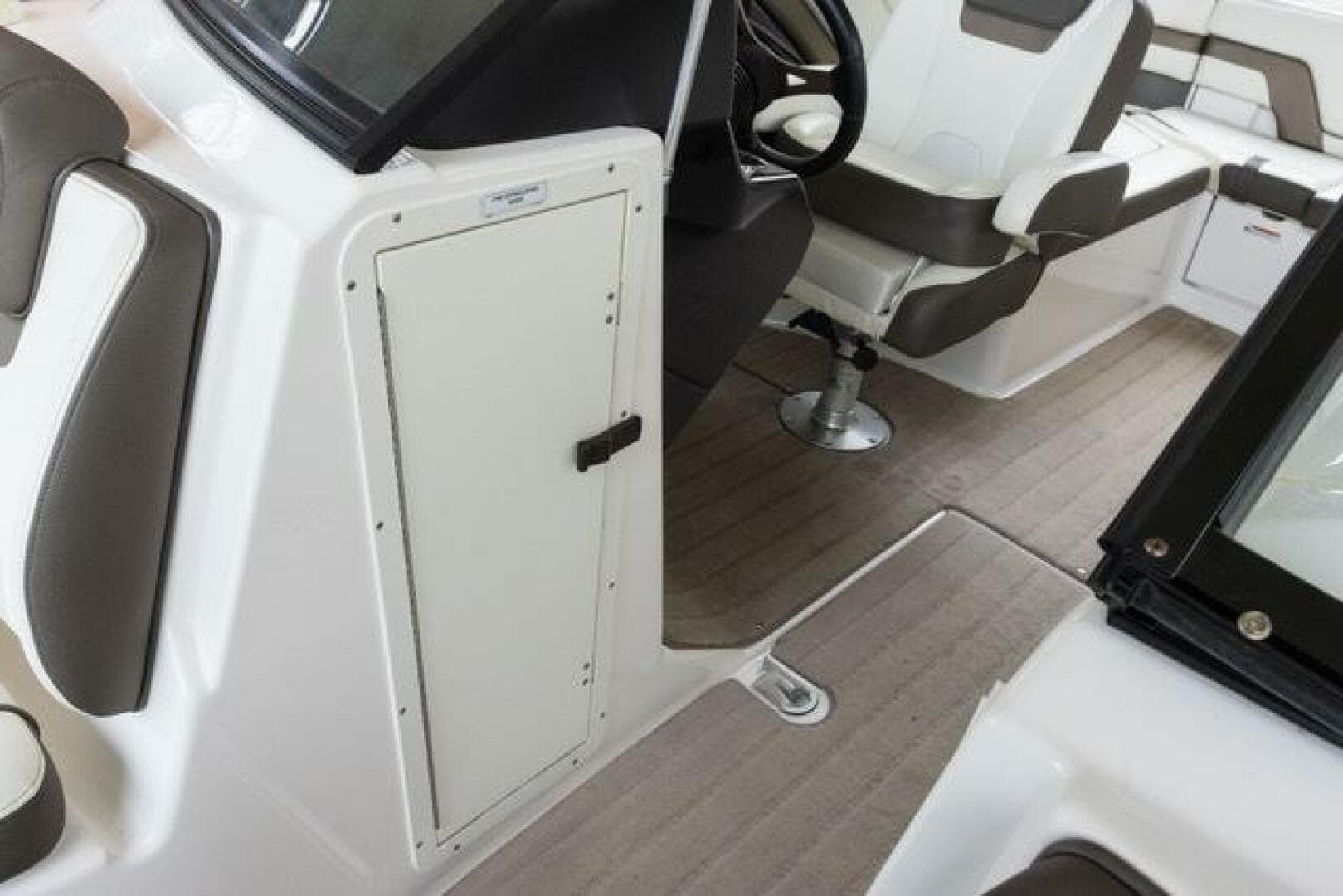 2016 Yamaha Boats 242 Limited E-Series