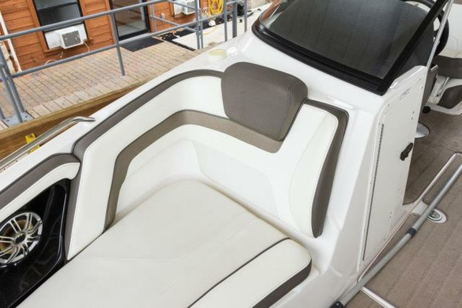 2016 Yamaha Boats 242 Limited S E-Series