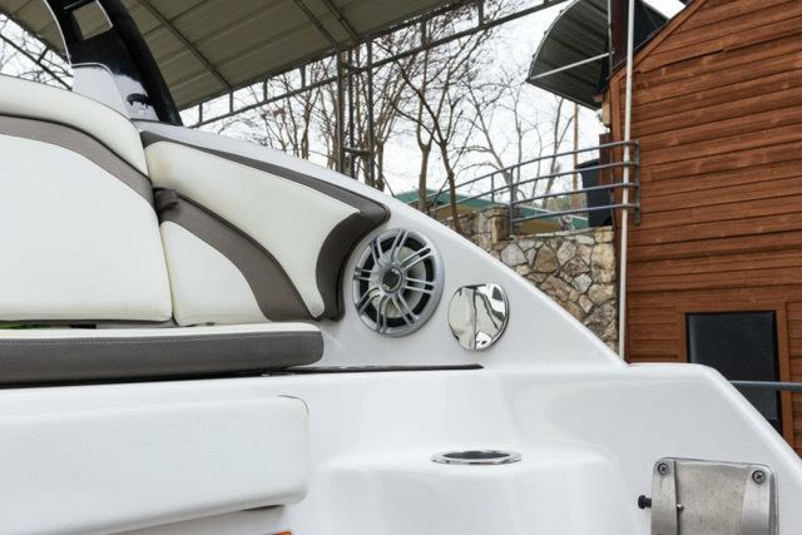 2016 Yamaha Boats 242 Limited E-Series