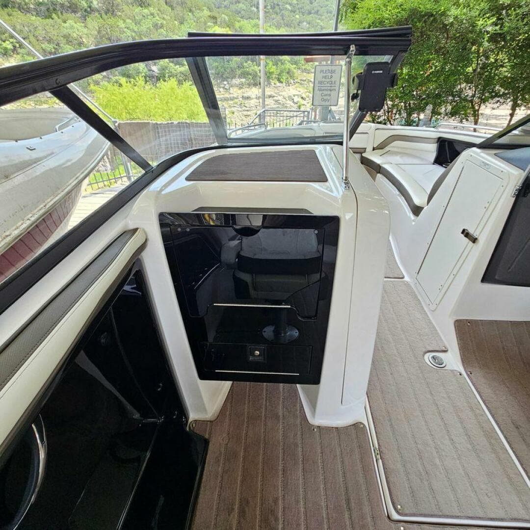 2016 Yamaha Boats 242 Limited E-Series