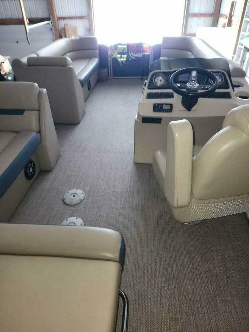 2021 Sweetwater 2286 C